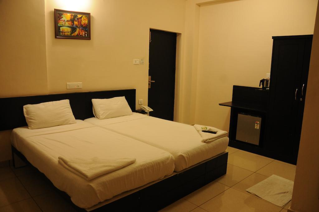 Hotel Sri Krishna Residency Удипи Номер фото